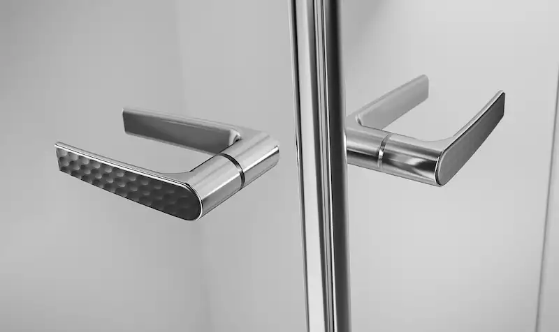Using the Duka shower enclosure